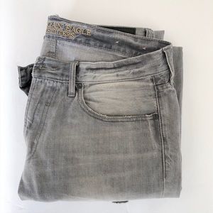 American Eagle Outfitters Distressed Jeans Size 34